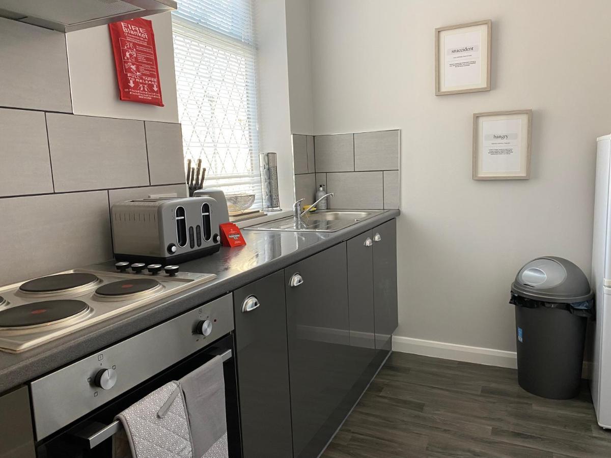 Blackpool Sleepover Apartment 4 Free Parking Sleeps 6 エクステリア 写真